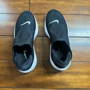 Women’s Nike Black Slip-On Sneakers